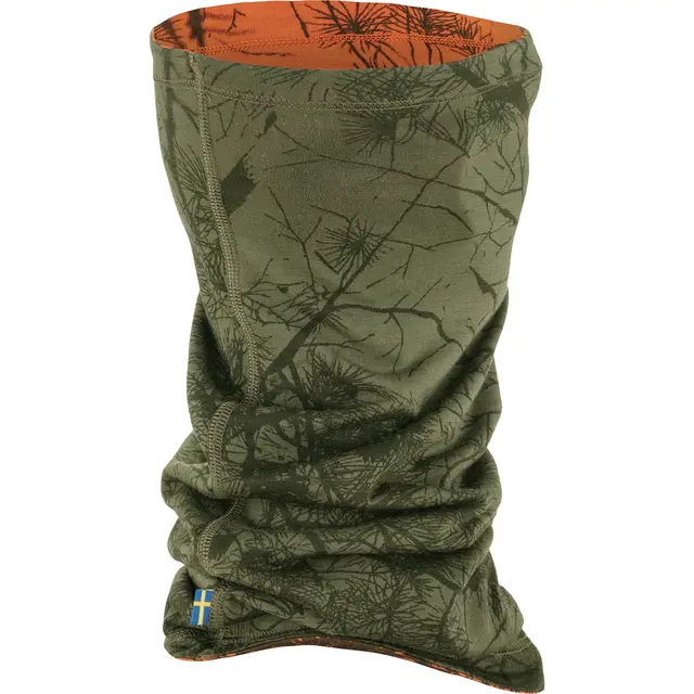 Fjällräven Lappland Neck Gaiter Camo Lett hals i Green Camo-Orange Multi Camo 