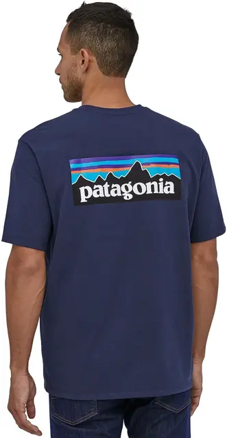 Patagonia M P-6 Logo Responsibili-Tee M Classic Navy T-skjorte med patagonialogo 